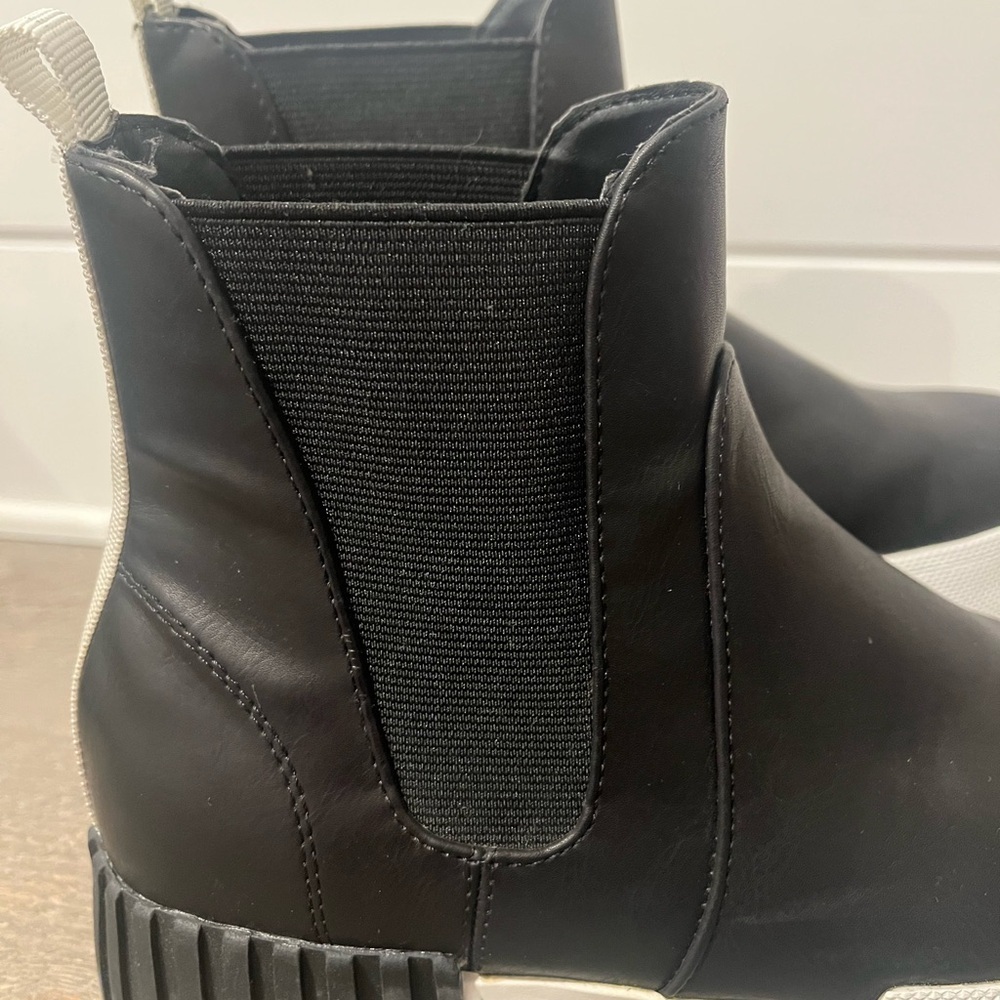 MIA Alexander Black and White Platform Ankle Boots Size 6 - Picture 2 of 7
